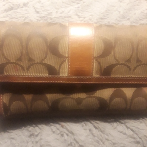 Coach Wallet - Picture 7 of 7